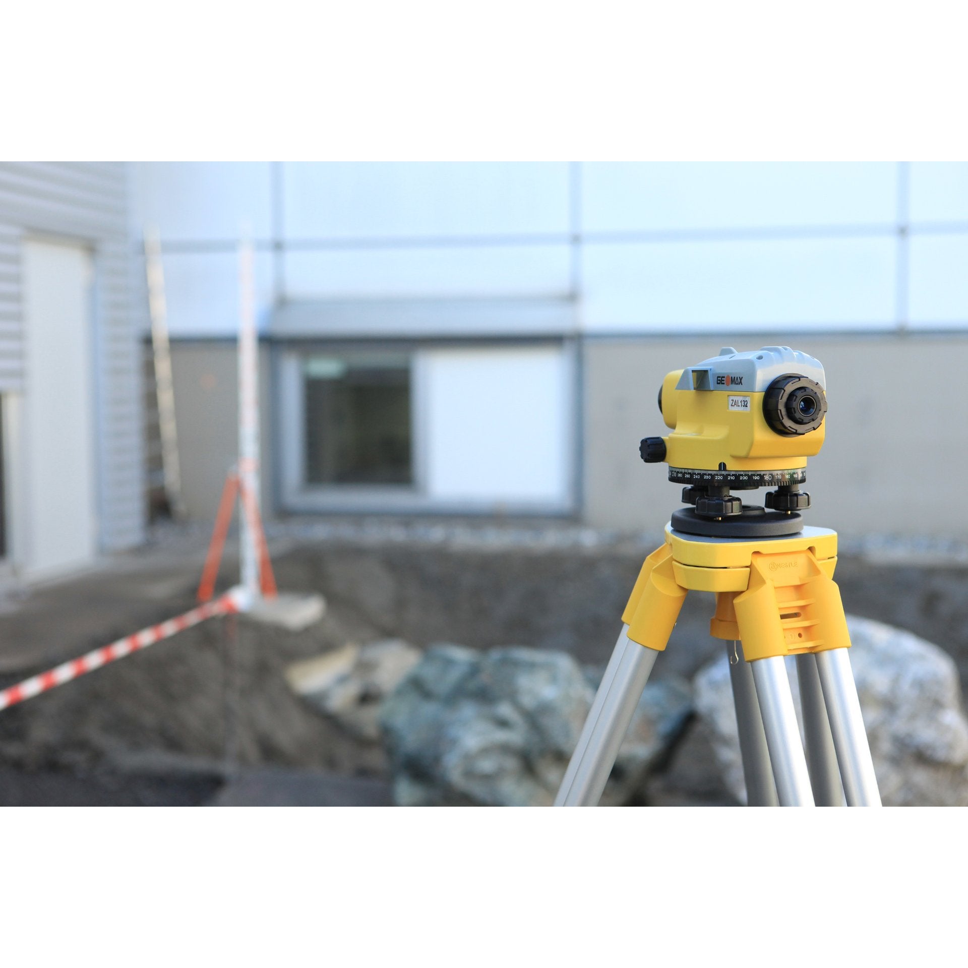 GEOMAX ZAL132 Nivellierset bestehend