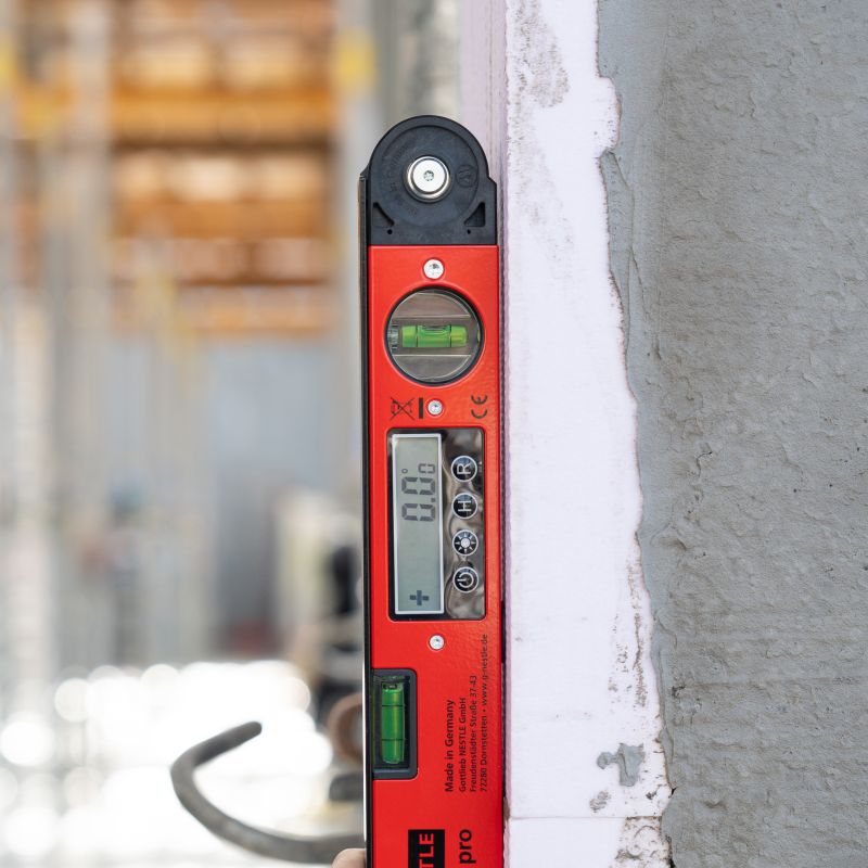 NESTLE DIGIT 50 pro - Digitaler Winkel - & Neigungsmesser & Wasserwaage - BauForst24