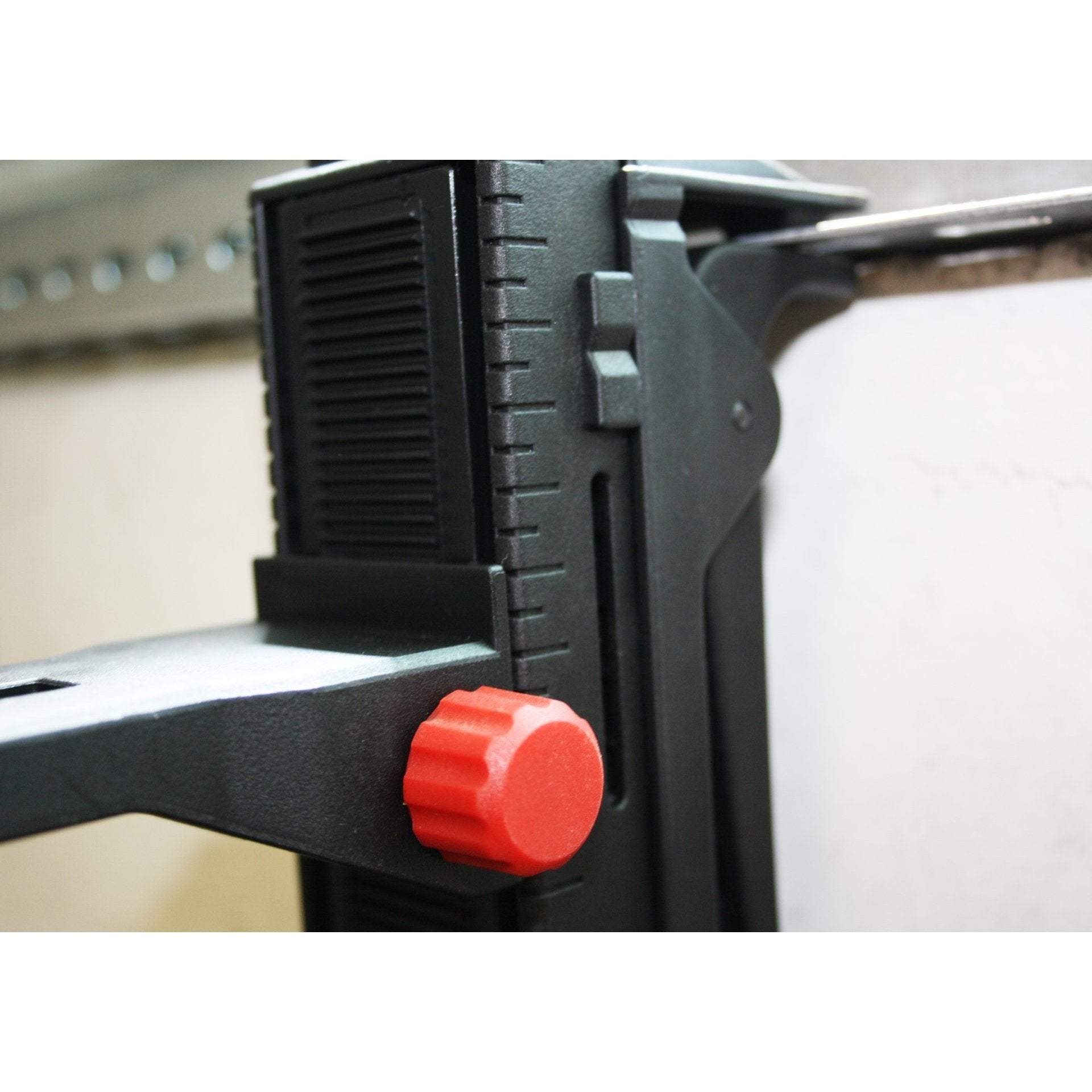 NESTLE Wandhalter NWM - 802, 2 - teilig - BauForst24