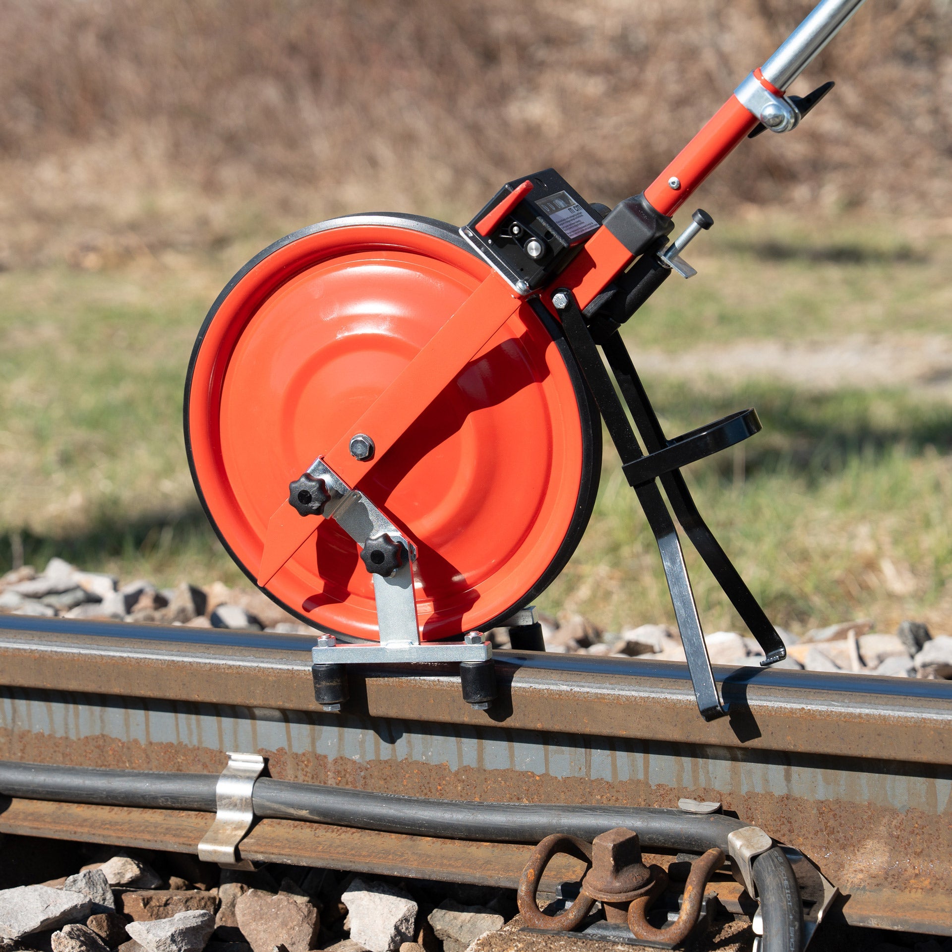 Schienenführung für NESTLE - Messrad - BauForst24